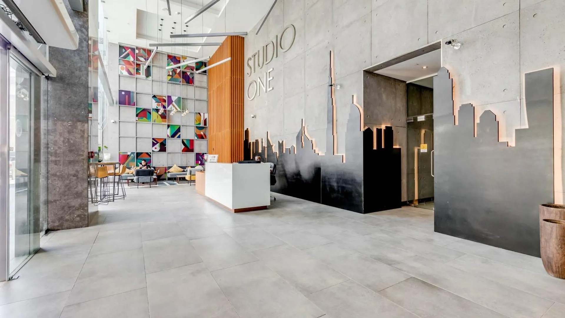 Knokey Dubai Marina Comfortable Apartments With Pool And Gym Emirati Arabi Uniti